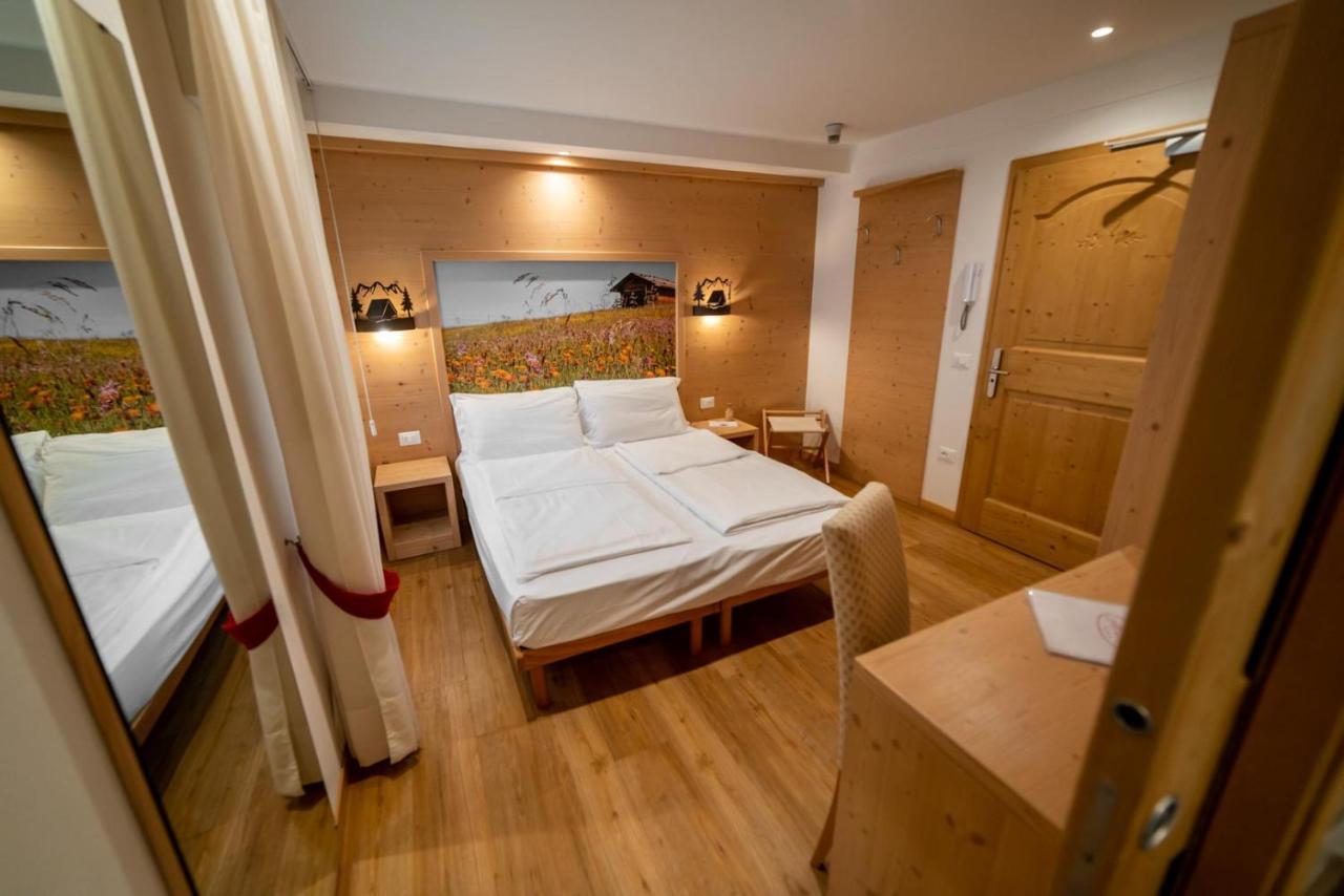 Al Sole Mountain Chic Hotel Folgaria Room photo